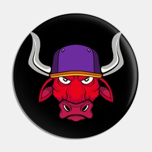 bulls hat Pin