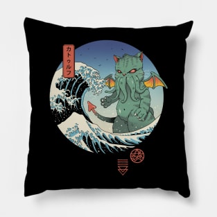 Great Cathulhu Wave Pillow