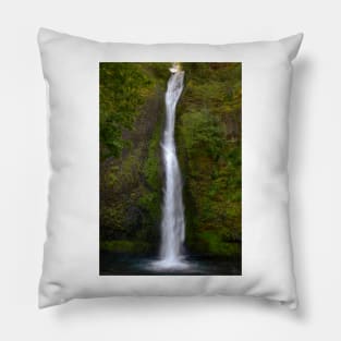 Horsetail Falls - 2 © Pillow