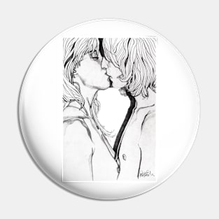 The Kiss Pin