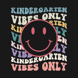 Hippie Kindergarten Vibes Teacher Kids 1st Day Of School , smile face T-Shirt