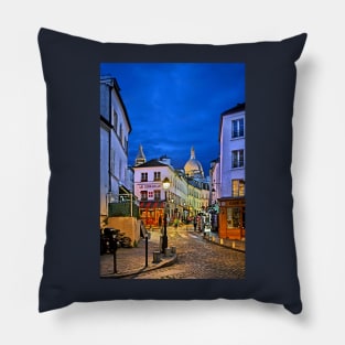 Night falling in Montmartre - Paris Pillow