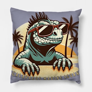 Galapagos marine iguana Pillow