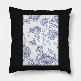 Classic blue white watercolour paisley flowers and leaves Pillow