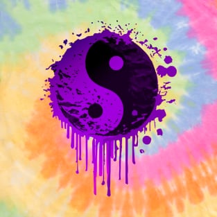 Purple Yin Yang symbol T-Shirt