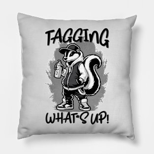 Tagging What´s Up Pillow