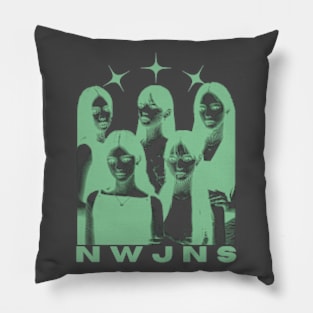 NewJeans★ Pillow