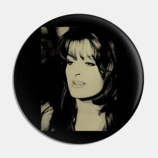 wynonna judd #4// black white design Pin