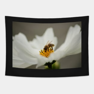 Busy bee Tapestry