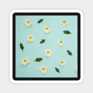 White Flowers and Leaves Decor Magnet