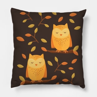 Cute Sleeping Owls in Autumn 🦉 Pillow