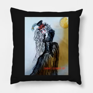 Red Queen Pillow