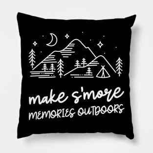 make s'more memories outdoors Pillow