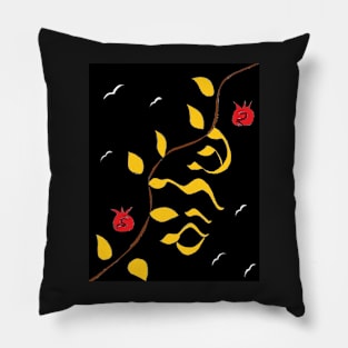 Leaves in Black Pillow