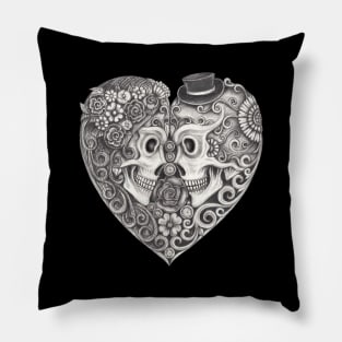 Skeletons lovers vintage art. Pillow