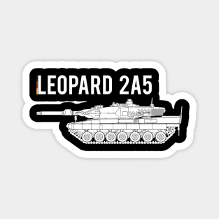 Crazy about tanks! German MBT Leopard 2A5 Magnet