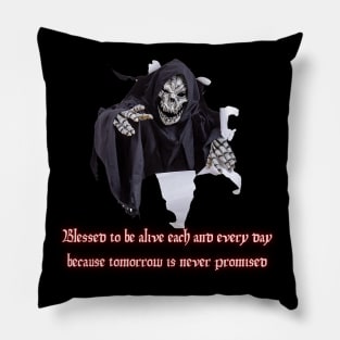 Don't fear the reaper Pillow