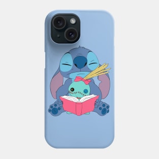 Stitch read a book Phone Case