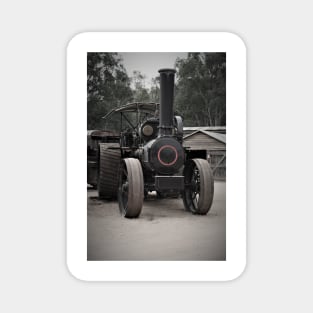 Vintage steam traction engine Magnet