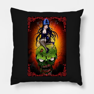 Elvira Pillow