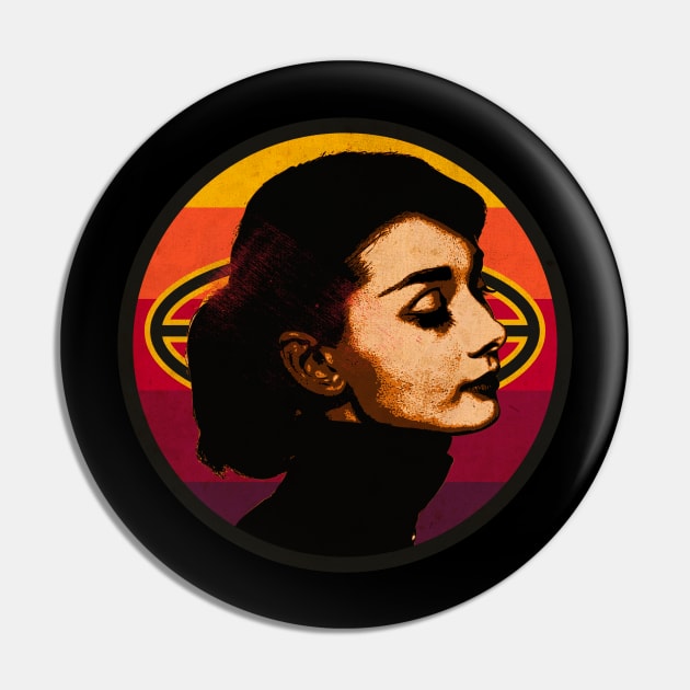 Hepburn´s Dream Pin by CTShirts