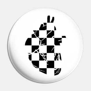 I Heart Chess Pin