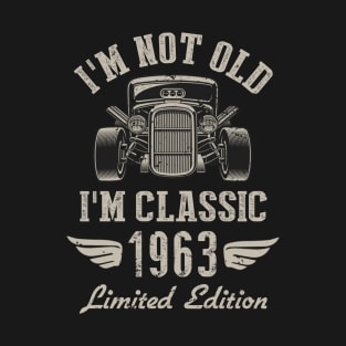 I'm Classic Car 59th Birthday Gift 59 Years Old Born In 1963 T-Shirt