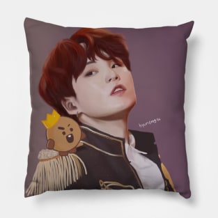 King shooky and suga the knight Pillow