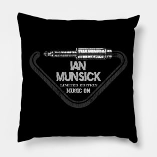 Ian Pillow