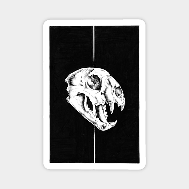 SKULL SERIES - THE MOUNTAIN LION Magnet by thiagobianchini