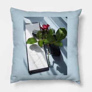 Every rose Pillow