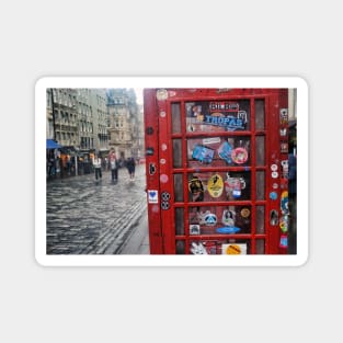 Red Telephone Box on Royal Mile, Edinburgh Magnet