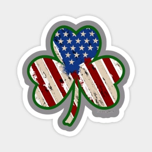 Kiss Me...I am American - Green! Magnet