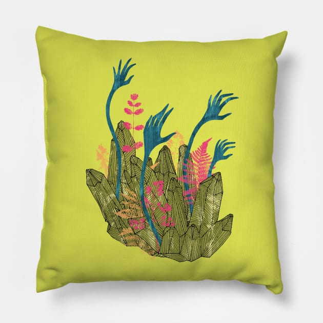 l'isola di calipso Pillow by junillu