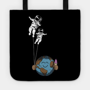 Astronaut Baloons of Earth Tote