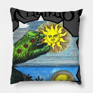 Inner Alchemist - Green Lion Alchemy vintage design Pillow