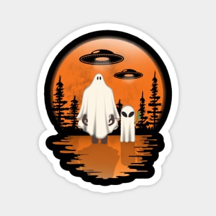 Alien And Bigfoot Ghost Halloween Moon Magnet