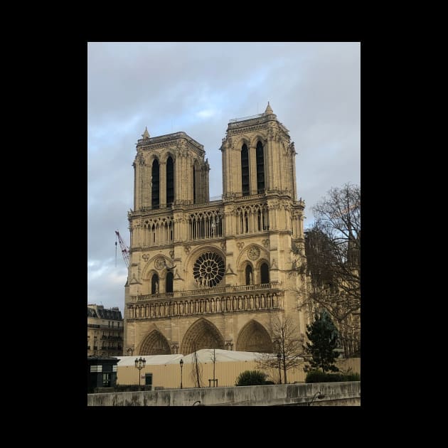 Notre Dame Paris by Coco Traveler 