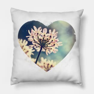 Queen Annes Lace flowers Pillow