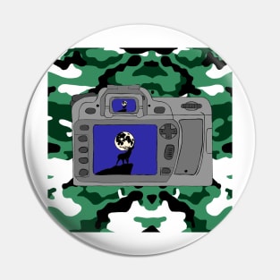 Deer photographer Pin