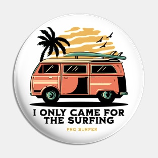 Pro Surfing Pin