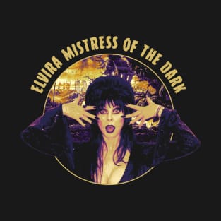 Elvira Mama Creepy Classic T-Shirt