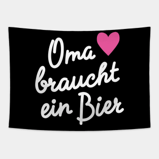 Geschenkidee Oma braucht ein Bier Tapestry