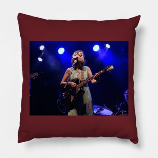 THE PANASONIC FZ 1000 Gaby Moreno PAR OKAIO CREATION Pillow