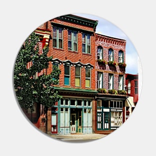 Burlington NJ - Street in Historic District Pin