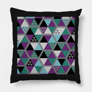 Geometric Triangle Pattern Pillow