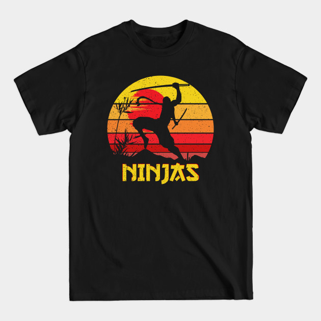 Discover Ninja Retro Vintage - Ninja - T-Shirt