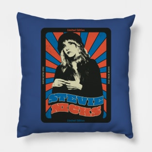 Stevie Nicks QUEEN ROCKS - VINTAGE RETRO STYLE - POPART Pillow