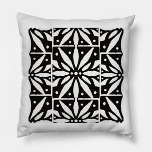 Bhodi Star Pillow