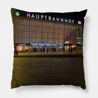 Cologne Station at night Pillow